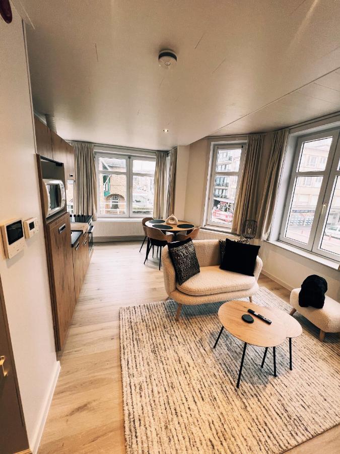 Studio Louis De Panne Luaran gambar
