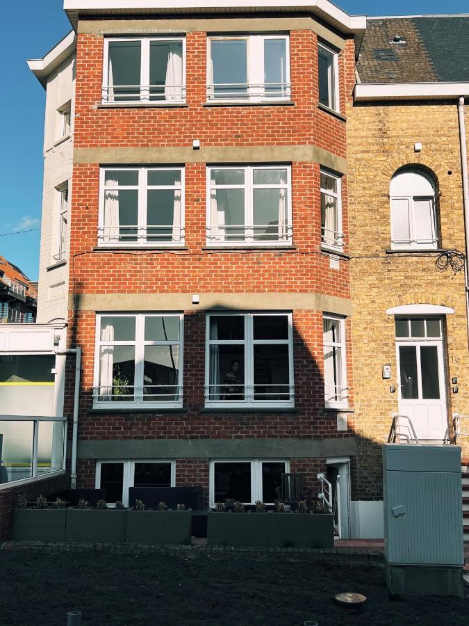 Studio Louis De Panne Luaran gambar